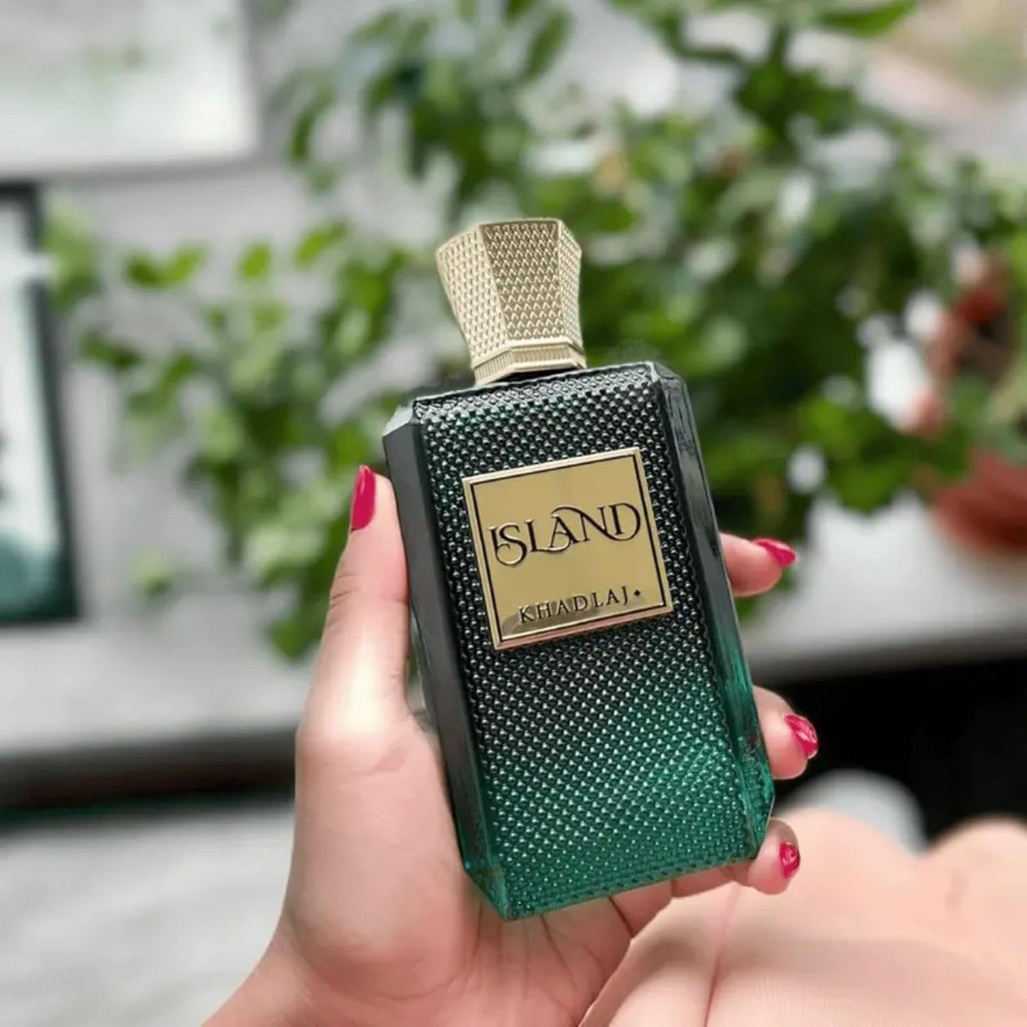 Khadlaj Island Extrait de Parfum Spray for Unisex, 3.4 Ounce